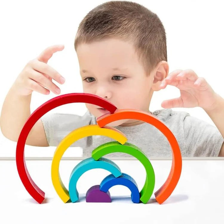 Montessori Rainbow and Little People L'atelier Montessori